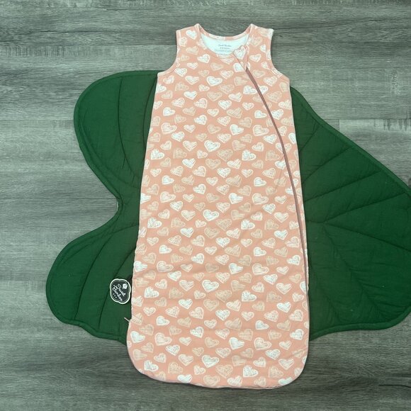 Sweet Bamboo 9-18 Months Pink Scribble Hearts Quilted Sleep Sack 1.5 TOG - Picture 1 of 4